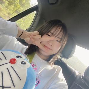 LHELLO路人甲头像