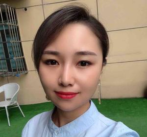 十九匠小美老师头像