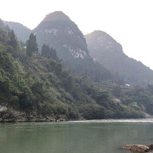 石宝羊舔石高山客栈头像