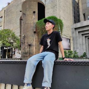 弹钢琴的加贺头像