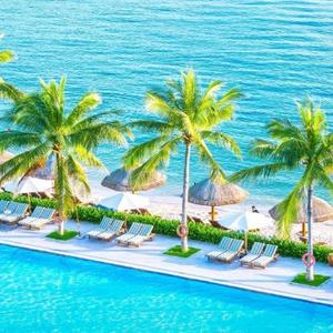 毛毛虫小峰头像