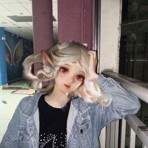 依小染QWQ头像