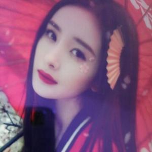 夏洛姐姐头像