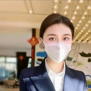 桂桂子头像