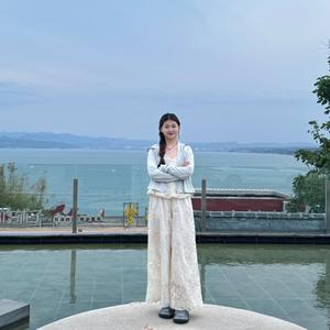 阿晗头像