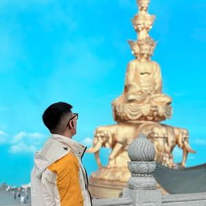 登孜多吉～《欢舞夏卓林》嘎青徒弟头像