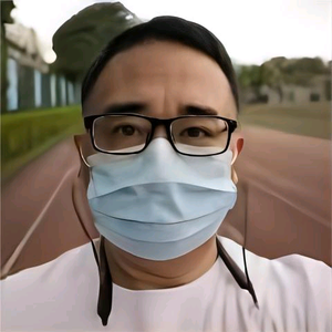 湛藍头像