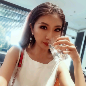 猫宅V酱头像