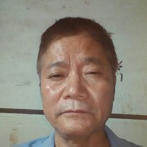 仁爱清风e9热情军哥头像