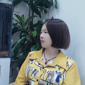 凡姐聊装俢 头像