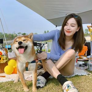 丹丹吖喂头像