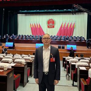 华洋老兵创始人吴四华头像