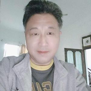 生活普通和善交友的黄哥头像