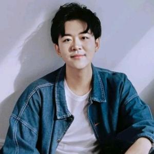 晓璇娱乐头像