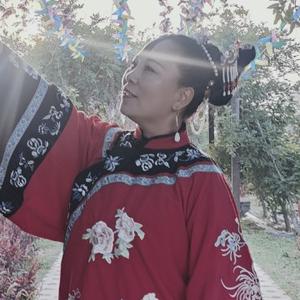 小燕子探店头像