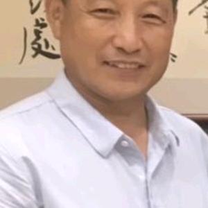 日鑫月溢田长俊头像