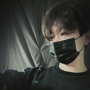 谁家小离头像