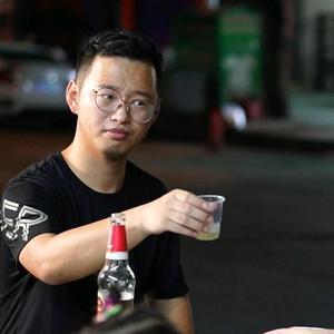 东北小伙情感头像