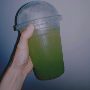 y零头像