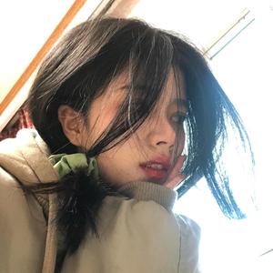 吧唧一口霖霖子头像