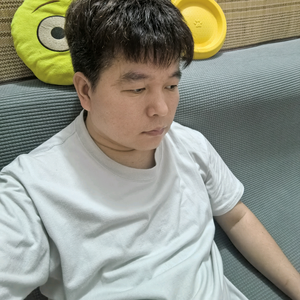 情怀大叔头像