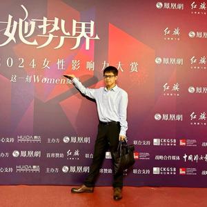 中国文体界光哥头像