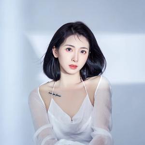 周唯一头像
