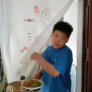 熊二的美食记录《橱窗有好物》头像