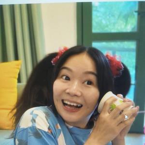 上进的云朵头像
