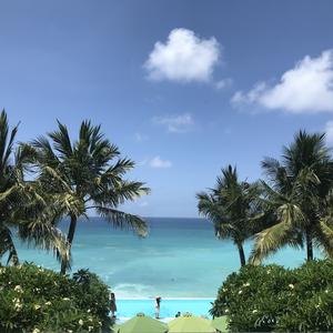 巨格头像