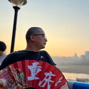 小杨明水哥头像
