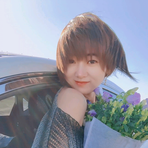 李卓lisa头像