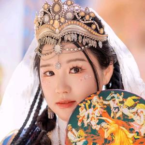 张西西头像