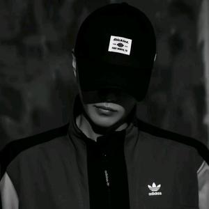 Top崆柏头像