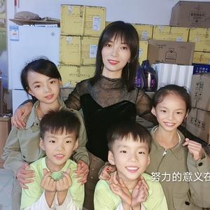 四宝妈婷姐头像
