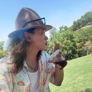 愛日漫的大叔头像