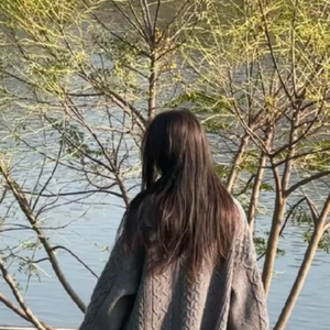 妮姐呀头像