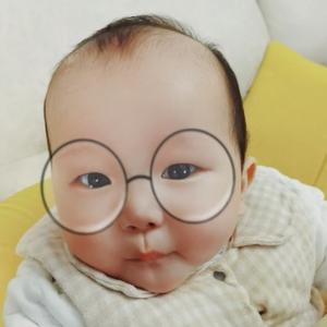 哦阳头像