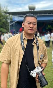 零零九工厂短视频拍摄头像