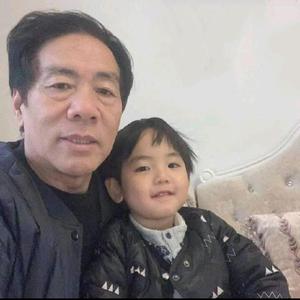 人云一第头像