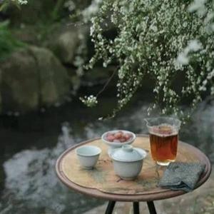 荣咩最开心头像