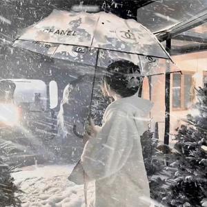 是小雪本雪呀头像