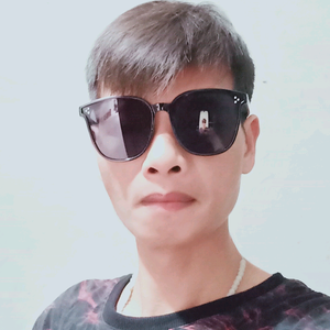邱莹莹（爆款返场）头像
