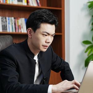 赵一鸣商业营销头像