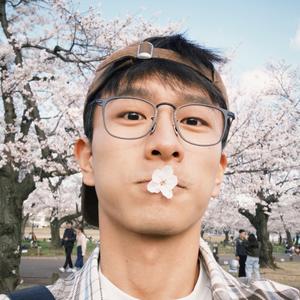 万能王小帅头像