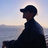 花园韩英俊头像