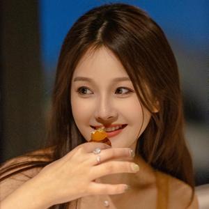萝卜卜卜卜卜camille头像