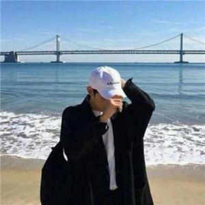 君临天下45334026头像
