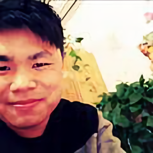 我姓侯我心厚727头像