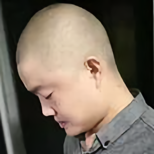 水电建设者旭哥头像